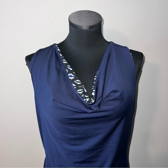 Athleta Reversible Inverse Drape Dress Size Medium ❤️ - Picture 9 of 10